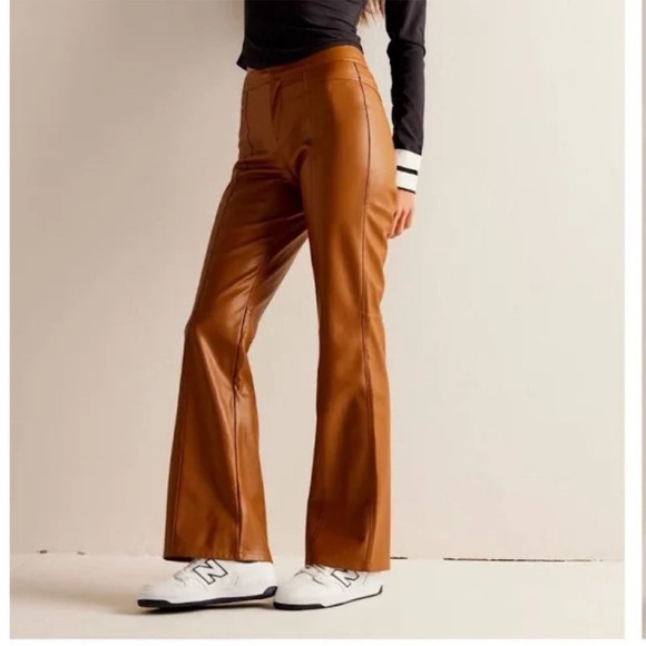 Free People We The Free Uptown High Rise Faux Leather Pant Brown Sz 8 - Picture 4 of 16